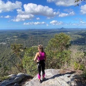 Meet your Posher, Leilah